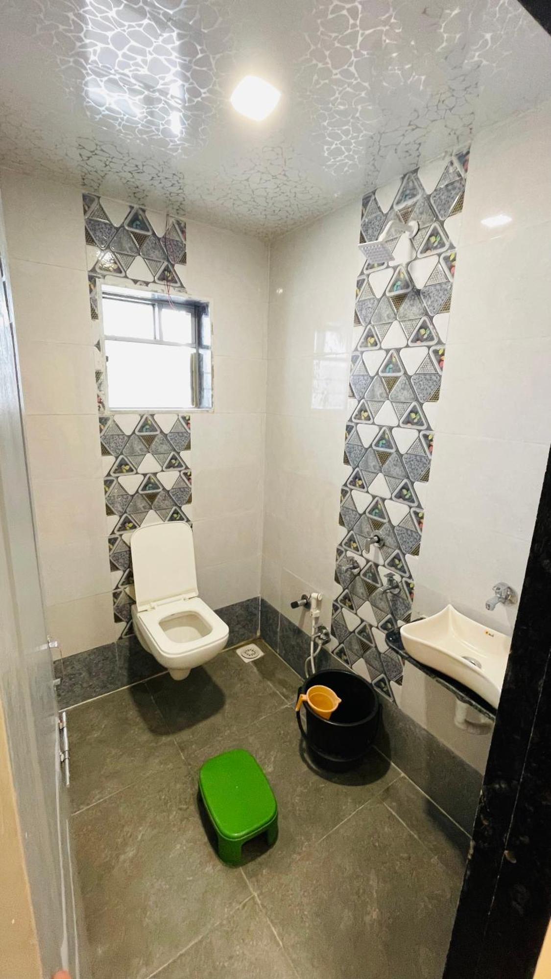 达曼 Devka House酒店 外观 照片
